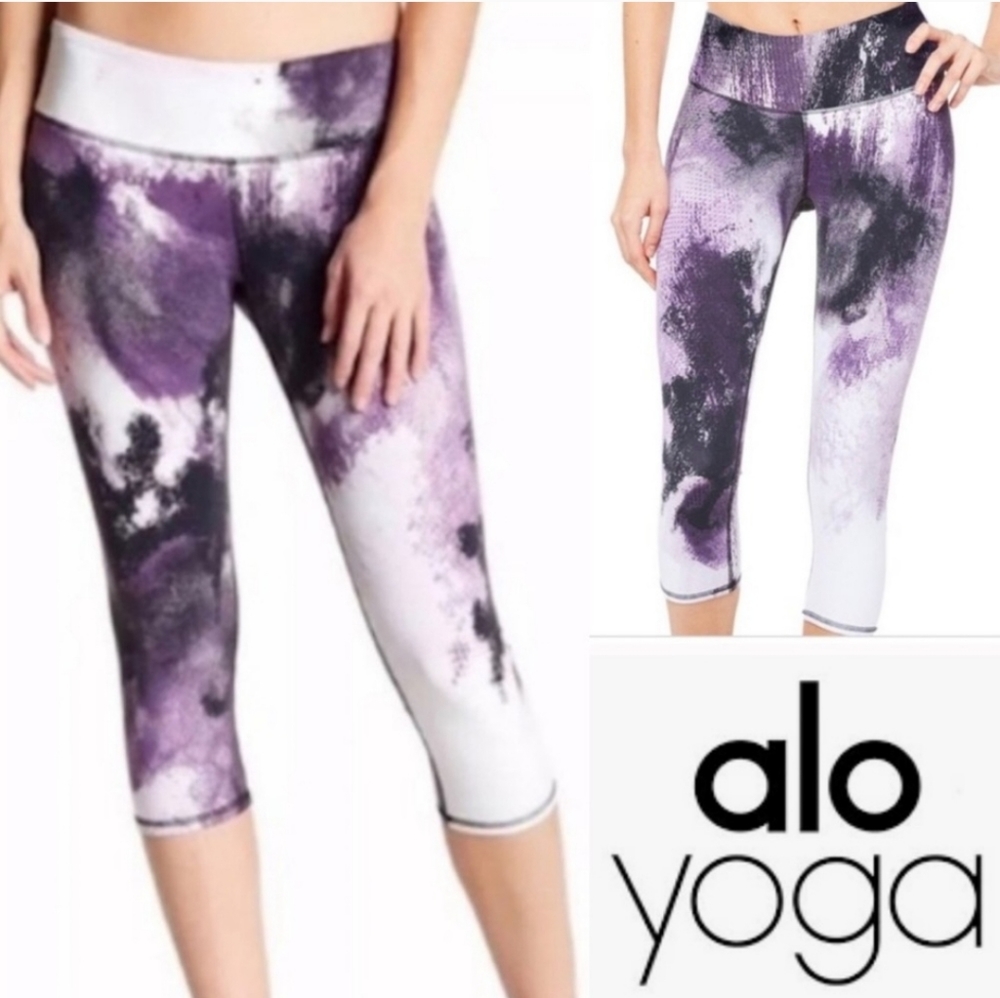 💕ALO Tummy Control Capri yoga athletic leggings